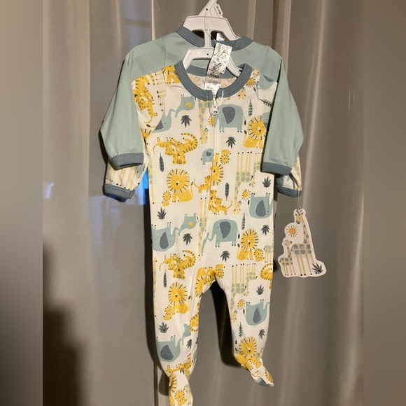 Little Beginnings Other - 🦁 NWT 🦁 0-3 months Little Beginnings Baby Set of 2 bodysuit onesies bundle lot